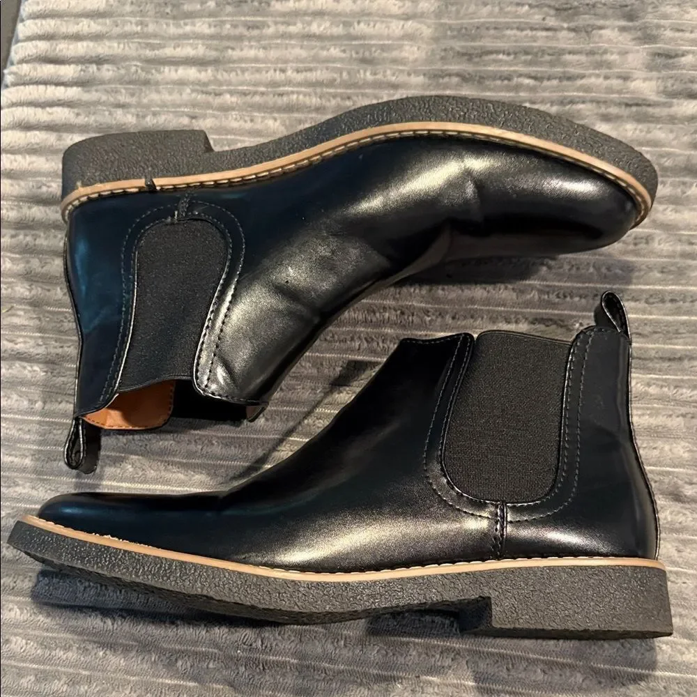Rockland Deer Stags Black and Tan Chukka Boots NWOB
